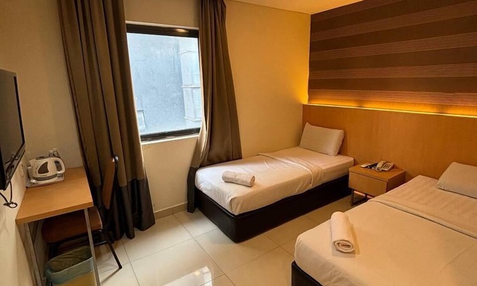 Puchong Hotel | Signature Hotel by Easy Nap