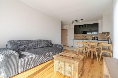 Katowice Apartment | Silesia City Royal Suite by BookingHost