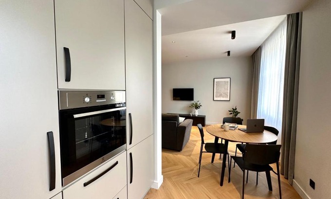 Kalkuni Apartment | Silver Apartment