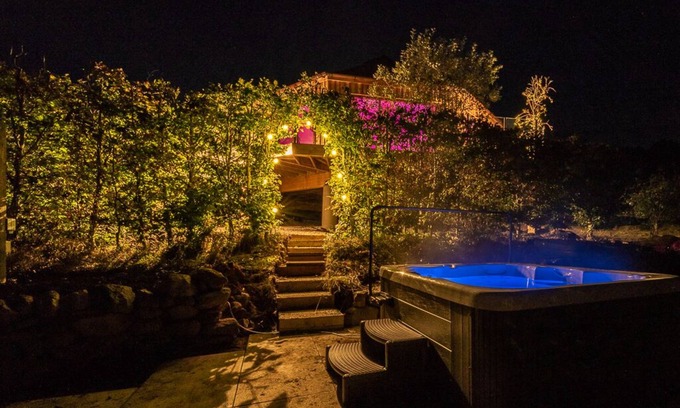 Blairgowrie Cabin | Silver Birch Treehouse @ Dalnoid - secluded, sleeps 2, hot-tub, mountain views