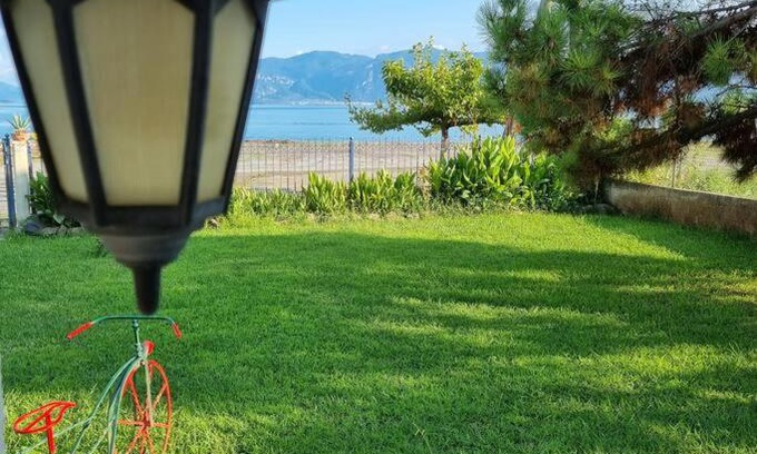 Stylida House | Silver Cape Raches on the sea