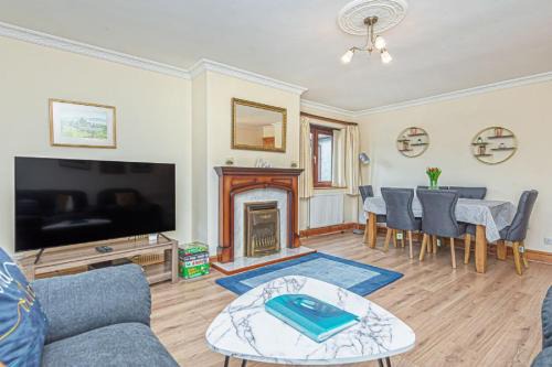 Beaumaris House | Simdde Wen