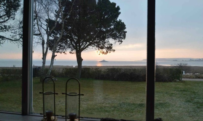 Holbaek House | Simple Cottage with a View!