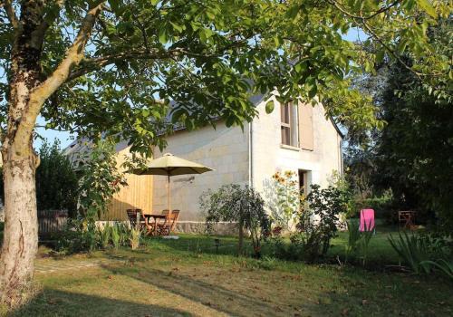 Les Rosiers-sur-Loire House | Simples Escales : gîte nature, détente et sauna