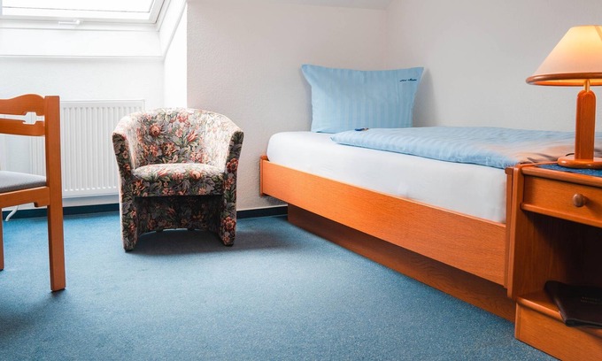 Emmelshausen Hotel | Single room shower / WC - Münster