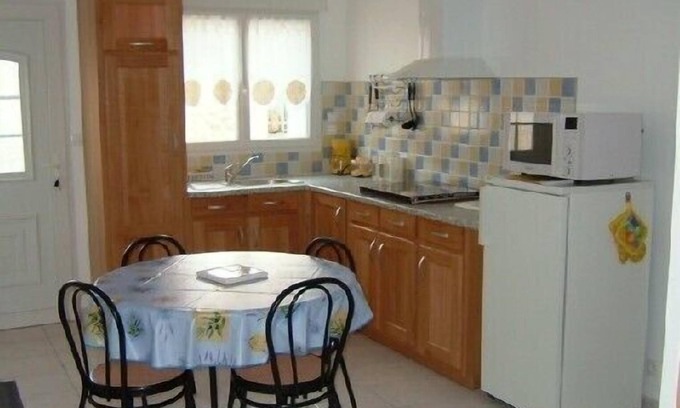 L'Eguille Apartment | Single storey house in the village of L'Eguille sur Seudre