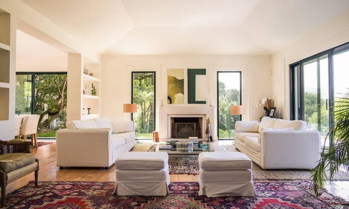 Almocageme Villa | Sintra villa for 12, heated pool, sea and mountain stunning view, 5m to beach