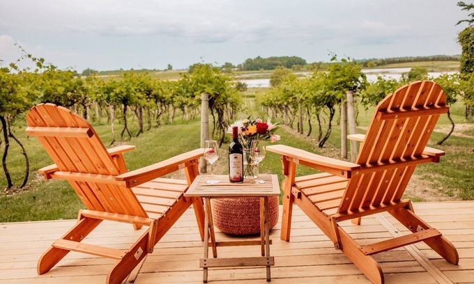 Currie House | Sip and Stay, Glamping at Painted Prairie Vineyard