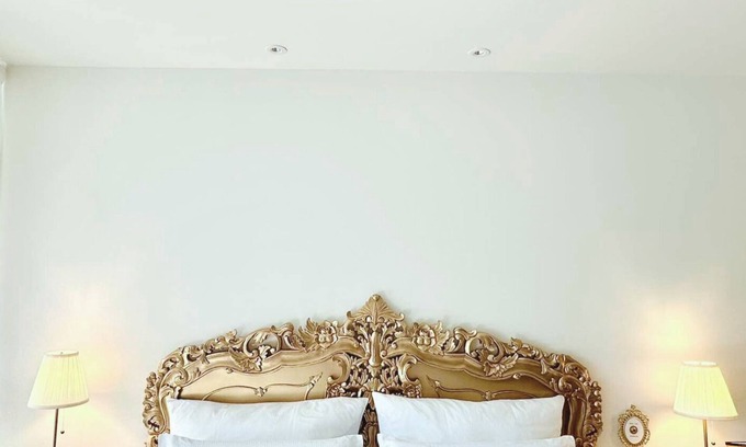 Bad Aussee Apartment | Sissi's Paradies apartment with balcony/mountain and river view