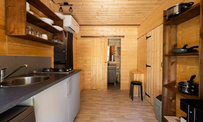 Sisteron House | Sites and Landscapes Les Prés Hauts * - Unusual Premium Valbelle Cabin 4 people