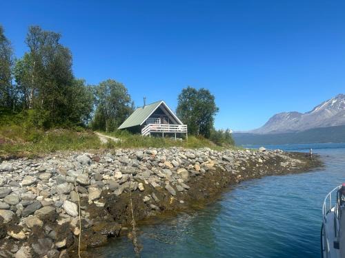 Tromso House | Sjursnes, Lyngen alps, Aurora borealis