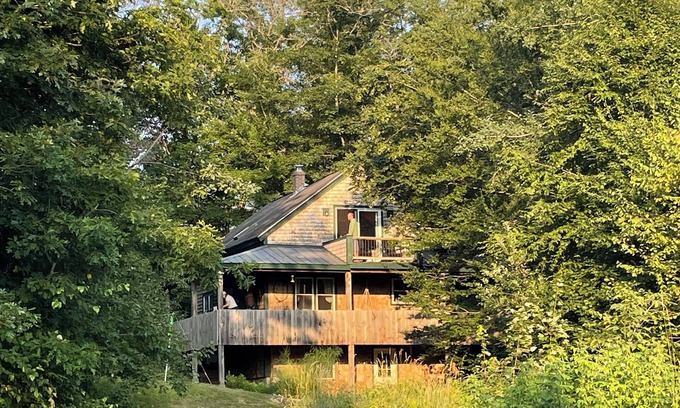 Fryeburg Cabin | Ski and Snowmobile Maine- ITS 80 trail, Pleasant Mountain and North Conway