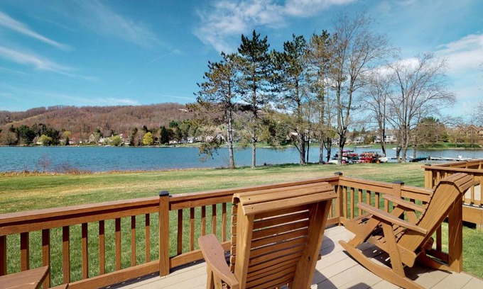 McHenry House | Ski Harbor #19