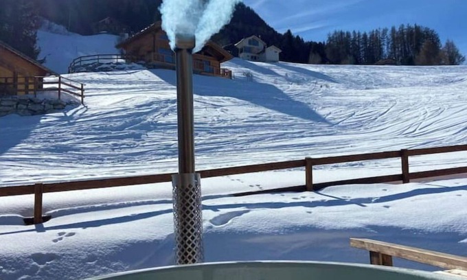 Saint-Pierre-de-Clages Ski Chalet | Ski in/out Chalet with breathtaking view of the slopes