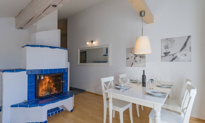 Kitzbuehel Apartment | Ski-in/Ski-out