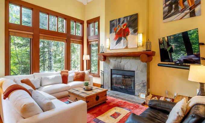 Nordic Estates House | Ski-In/Ski-Out | Spacious 4BR | Private Hot Tub | Double Garage | Managed by Aloha Whistler