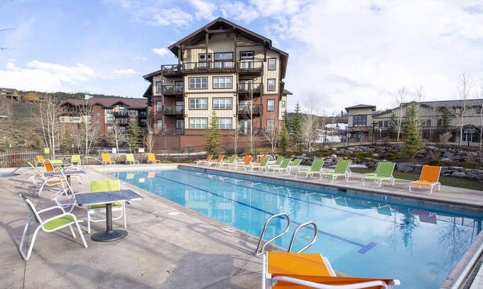 Silvercreek Condo | Ski In/Ski Out Top Floor with Views and Amenities- Heated Parking Garage