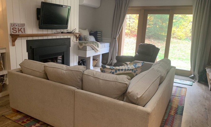 Carrabassett Valley Apartment | Ski in/ski out