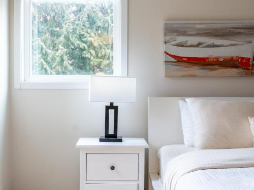 Whistler Creekside Apartment | Ski nest 5m to Creekside Gondola