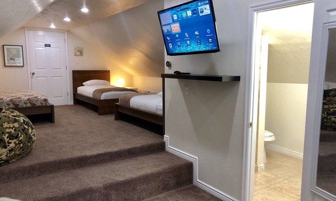 Murray Apartment | Skiers Crash Pad Perfect location