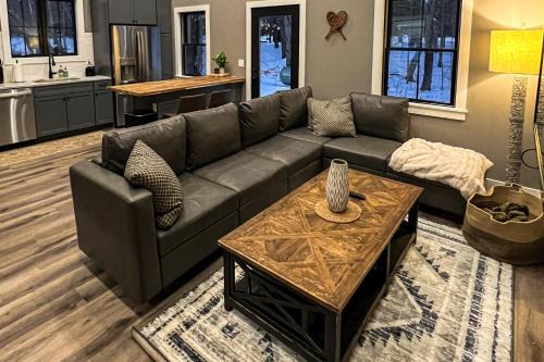 Sunday River Area Apartment | Skiing Duck Escape