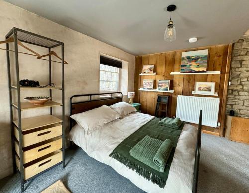 Longtown Apartment | Skirrid Studio Stay near the Welsh beacons