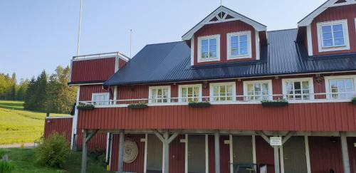 Nordingra Hotel | Skutskepparn Kuststation