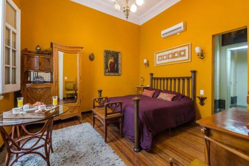 Ciudad Vieja Apartment | Sky Garden Sarandi [Art Nouveau] Pool & Barbacue