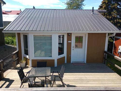 Homer House | Sky Harbor Cabin - Homer Seaplane Base