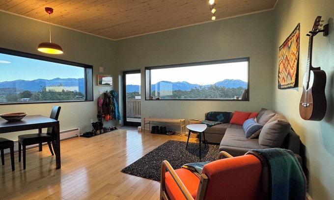 Arroyo Hondo House | Sky Nest Arroyo Hondo