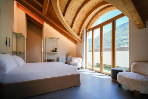 Tirano Apartment | Sky Room Square View - Bernina Experience