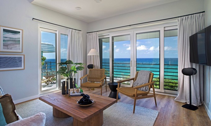 Bolongo Bay House | Skylarkin'