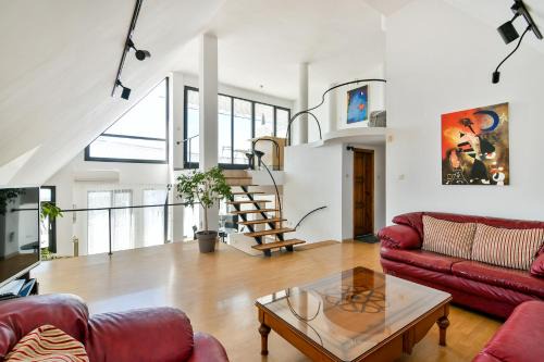 Primorski Apartment | Skyline Grand Penthous free parking