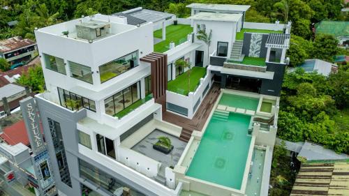 Luzon Hotel | Skyluxe Hotel