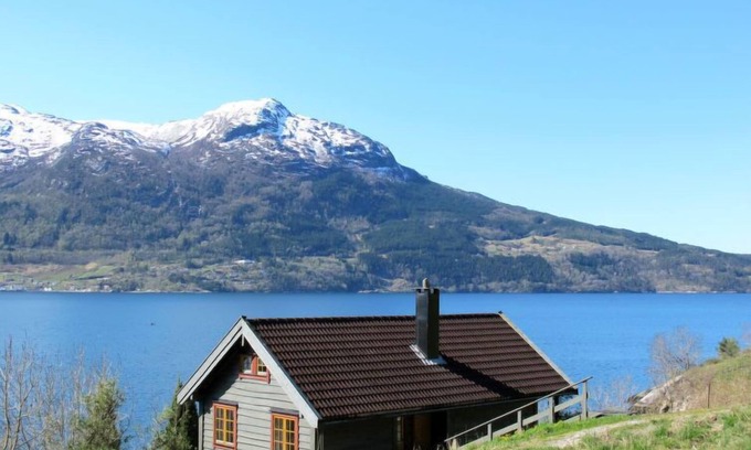 Vallavik House | Slåttenes by Interhome