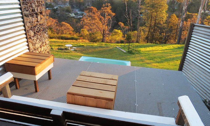 Wentworth Falls Cabin | Sleep in the Clouds! The Haiku Hut.