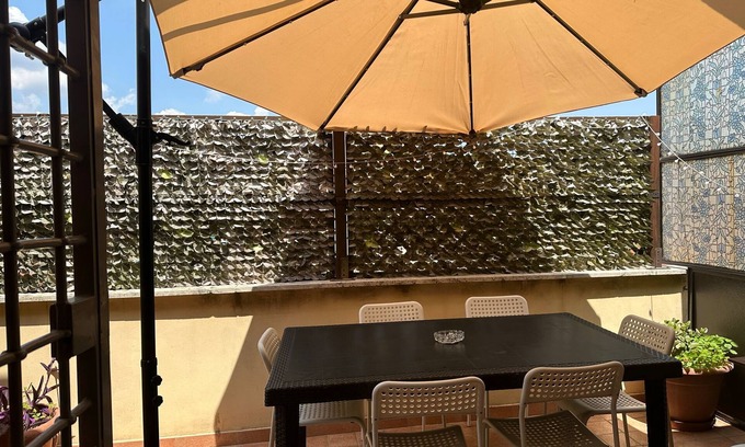 Pigneto Apartment | Sleep with the angels in the eternal city