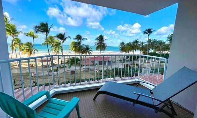 Carolina Apartment | Sleep with the sound of waves!