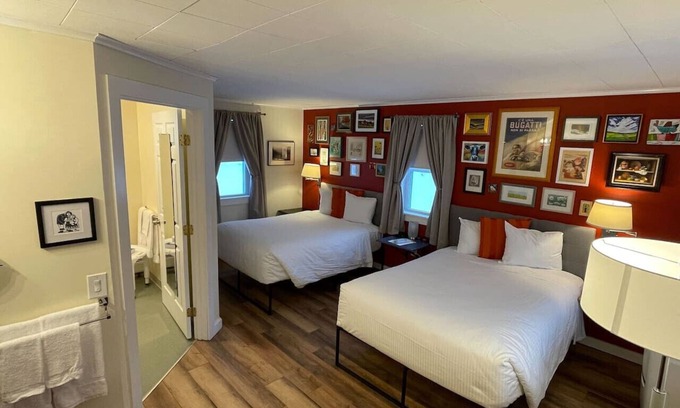 Woodstock Hotel | Sleep Woodstock Mobility Impaired Accessible Suite