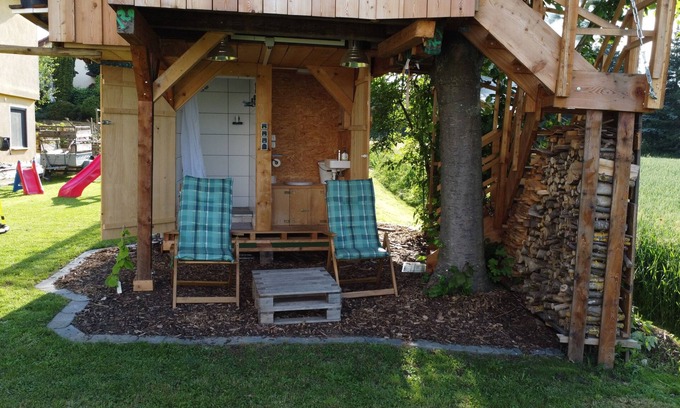 Weikersheim Cabin | Sleeping on stilts in our tree house