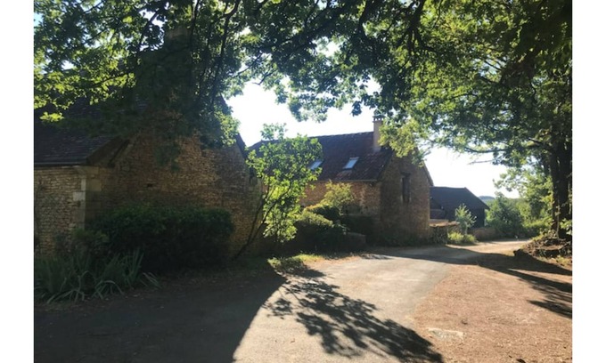 Saint-Amand-de-Coly House | Sleeps 4 to 7