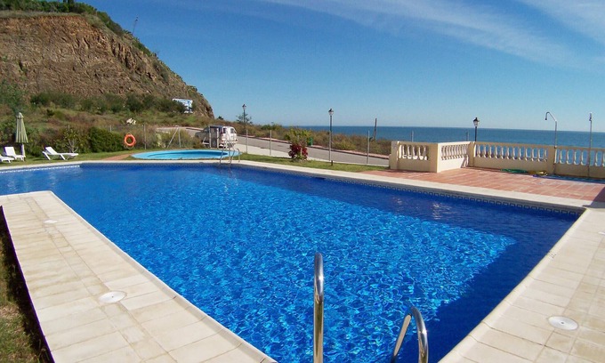 Torrox Costa Apartment | Sleeps 4 | Torrox Beach Club | CG R985