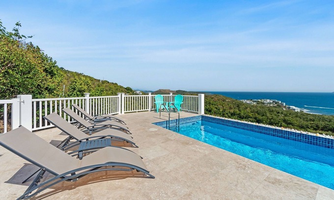 Green Cay Plantation Villa | Sleeps 9 - Generator - Central Location - POOL!
