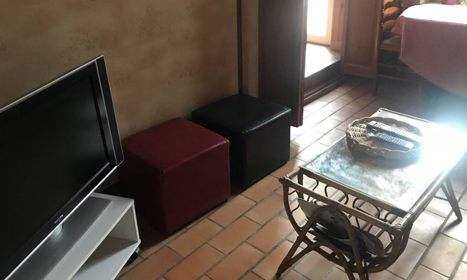Champs-sur-Marne House | Small apartment with us