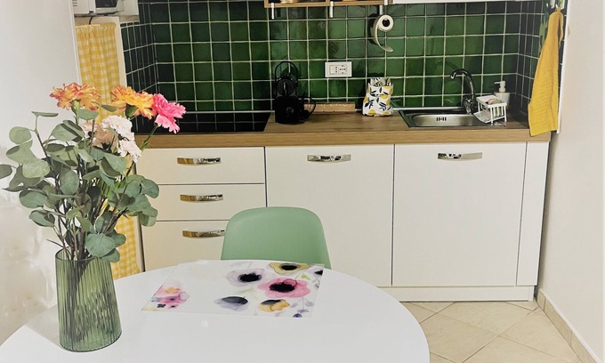 Monti Apartment | Small apartment in the heart of Monti, a stone's throw from the Colosseum