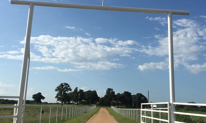 Tishomingo Cabin | Small apartment with full kitchen on a working cattle ranch