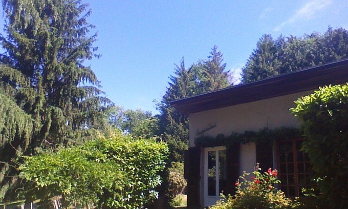 Saint-Julien-le-Petit House | Small house with large plot 1/2 Hectares