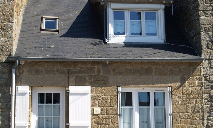 Cancale House | Small house of sinner