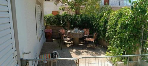 Kouroutai House | Small Paradise