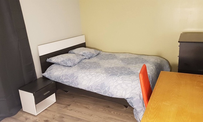 Passins House | Small room in character house